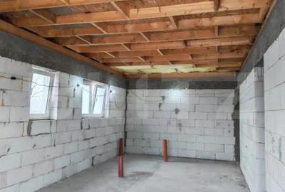 Casă cu 4 camere cu Teren 800 Mp în Mihai Viteazu - 2