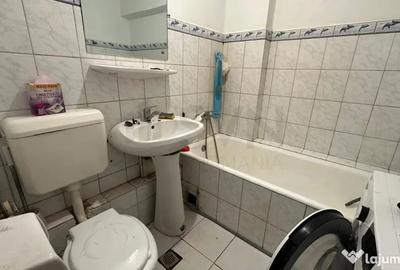 Apartament cu 3 camere decomandat în Unirii
