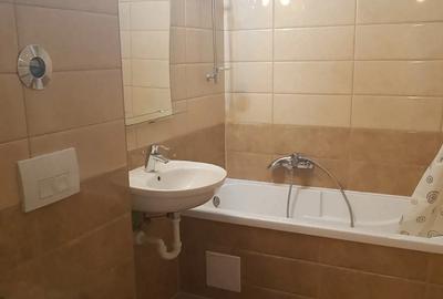 Particular inchiriez apartament cu 2 camere in Avangarden 3 - 3