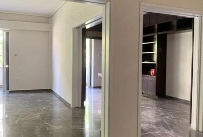 Spațiu comercial, de 80 mp, în Sebastian - 1