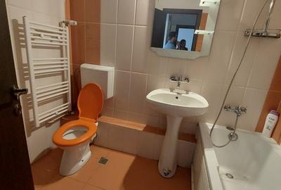 Garsonieră decomandată în Decebal - 9