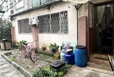 Apartament 2 Camere cu Acces la Curte Interioara, Inel 2 - 11