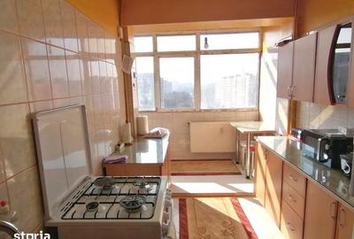 Apartament cu 2 camere semidecomandat, mobilat în Titan