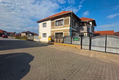 Casă individuală cu 4 camere în Central - 2