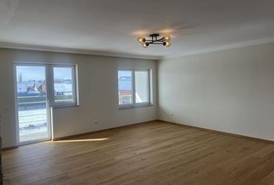 Apartament cu 4 camere în Central - 7