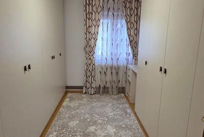 Apartament cu 4 camere decomandat în Central - 2