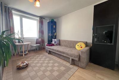 Apartament cu 3 camere decomandat în Dorobanți