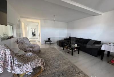 Casă cu 4 camere cu Teren 520 Mp în Preajba