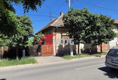 Casă cu 3 camere în Lunei