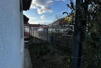 Casă cu 4 camere în Iris