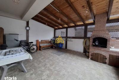 Casă cu 3 camere cu Teren 160 Mp în Central - 2