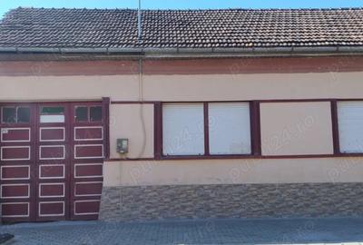 Casa de vanzare in Bozovici - 4