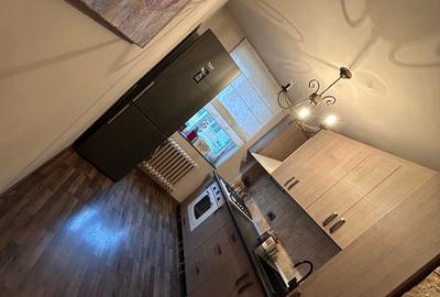 Apartament cu 3 camere decomandat în Motru - 6