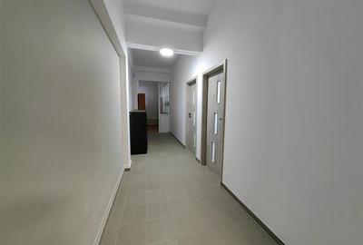 Birou, de 200 mp, în Aradul Nou - 10