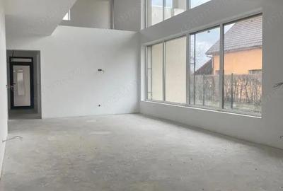 Casă cu Teren 508 Mp în Carpați 2 - 4