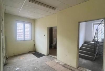 Spațiu comercial, de 464 mp, în Central - 10