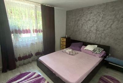 Apartament cu 3 camere semidecomandat în Central - 4