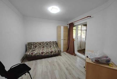 Apartament 2 camere, decomandat, zona Nicolina Apartament 2 camere, decomandat, zona Nicolina - 2