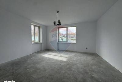 Casă cu 4 camere cu Teren 337 Mp în Central - 3