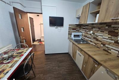 Apartament cu 3 camere decomandat în Central - 14