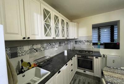 Apartament cu 2 camere decomandat în Teiul Doamnei - 2