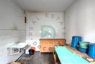 Casă individuală cu 4 camere cu Canalizare în Central - 13