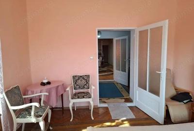 Casă cu 5 camere cu Teren 812 Mp în Central - 8