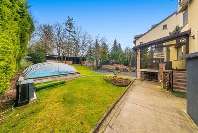 Casă cu 10 camere cu Piscina în Zorilor - 18
