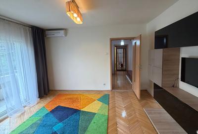 Apartament cu 3 camere semidecomandat în Complex Studențesc - 2