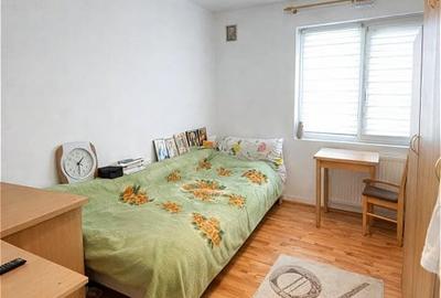 Apartament cu 2 camere decomandat în Podu Roș - 1