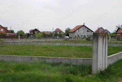 Teren de 543 mp, în Gepiu - 8