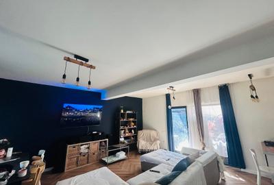 Duplex cu 4 camere cu Canalizare în Florești - 2