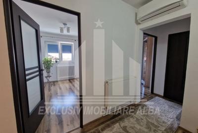 Apartament cu 4 camere decomandat, mobilat în Cetate - 3