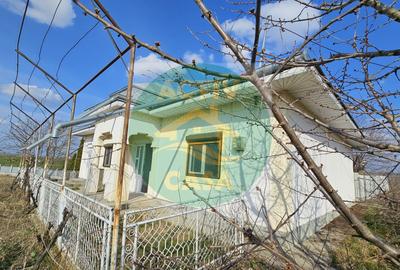 Casă individuală cu 4 camere cu Teren 1200 Mp în Tămășeni - 2