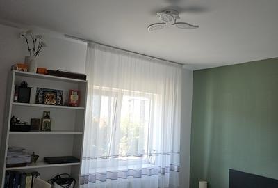 Casă cu 4 camere cu Teren 100 Mp în Ozana