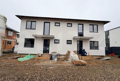 Casa moderna, cu 3 dormitoare si teren de 220 mp – 155.000 € negociabil - 1