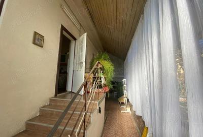 Casă cu 3 camere în Olimpia-Stadion - 2