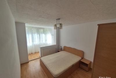 Inchiriez apartament 3 camere in Drumul Taberei Prelungirea Ghencea Inchiriez apartament 3 camere in Drumul Taberei Prelungirea Ghencea - 9