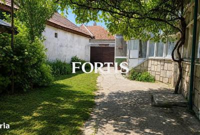 Casă cu 4 camere în Perșani - 5