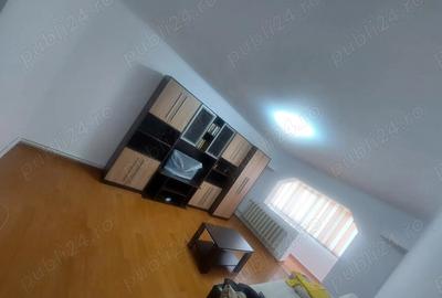 Apartament 3 camere de inchiriat - 1