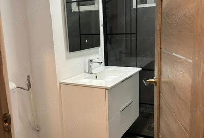 Apartament cu 3 camere semidecomandat în Central - 2