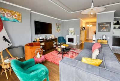 Apartament cu 3 camere decomandat, mobilat în Central