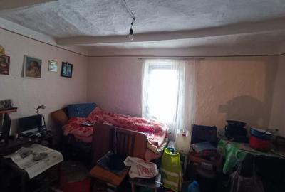 Casă individuală cu 2 camere cu Canalizare în Central - 14