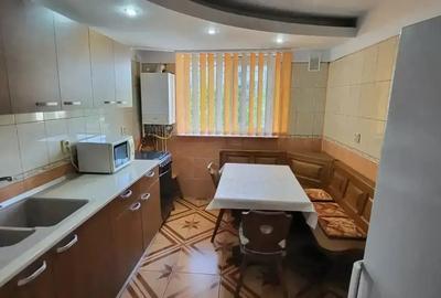 Inchiriez Apartament