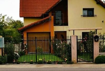 Casă cu 5 camere cu Teren 560 Mp în Sânmihaiu Român - 3