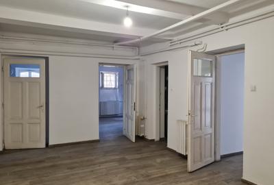 Casă cu 15 camere cu Canalizare în Kiseleff - 18