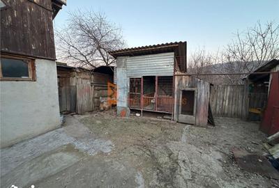 Casă cu 3 camere decomandat cu Teren 1000 Mp în Cernătești - 9