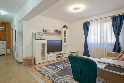 Apartament cu 2 camere decomandat, mobilat în Tractorul