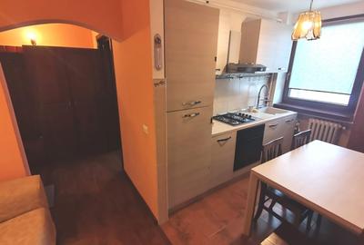 Apartament 3 camere, ultracentral, 2 balcoane, Piatra Neamt - 8