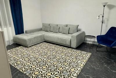 Apartament cu 3 camere semidecomandat în Ultracentral